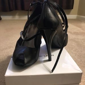 Nine West pump